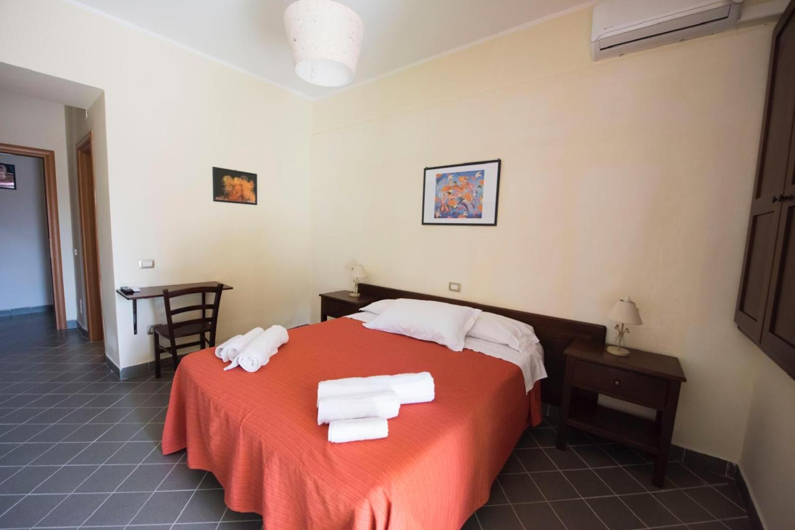 B&B Casa Cosmano Brancaleone Marina Zewnętrze zdjęcie